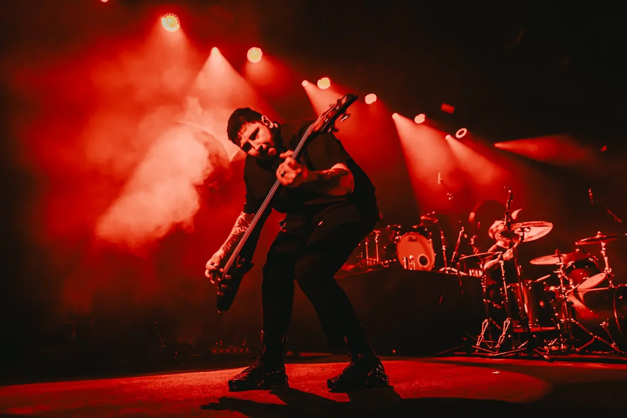 3-Emmure---HSMH---Justin-White-rebelrebelfight-justinwhitey-12.jpg