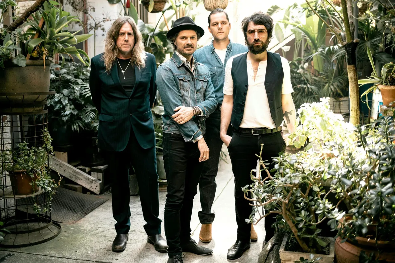 AUSTRALIAN-ROCK-COLLECTIVE.jpg