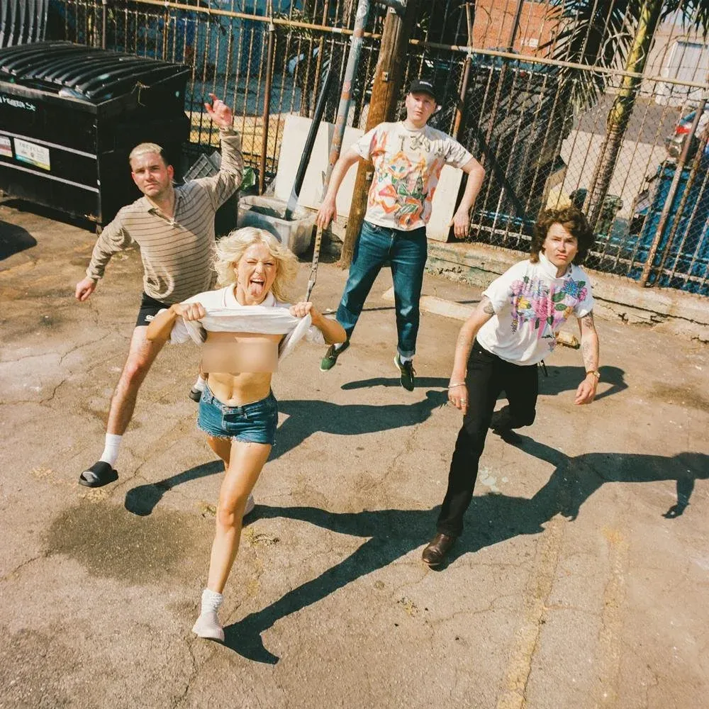 Amyl-And-The-Sniffers-Cartoon-Darkness-album-cover.jpg