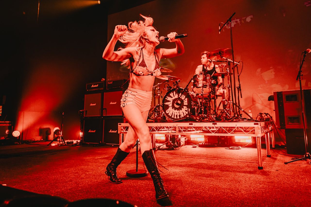Amyl-The-Sniffers-250116---HSMH---Justin-White-21.jpg