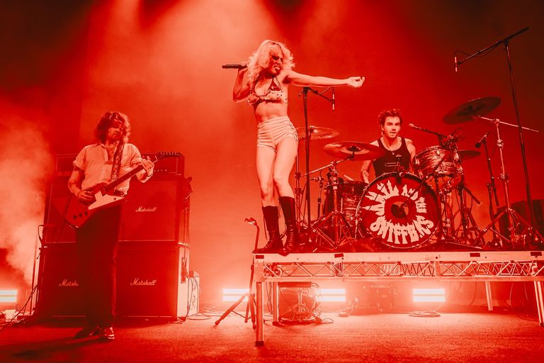 Amyl & The Sniffers 250116 - HSMH - Justin White-13.jpg