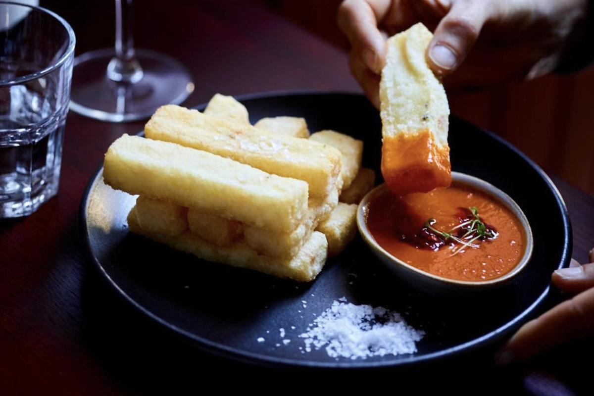 Image @andreursinicooks