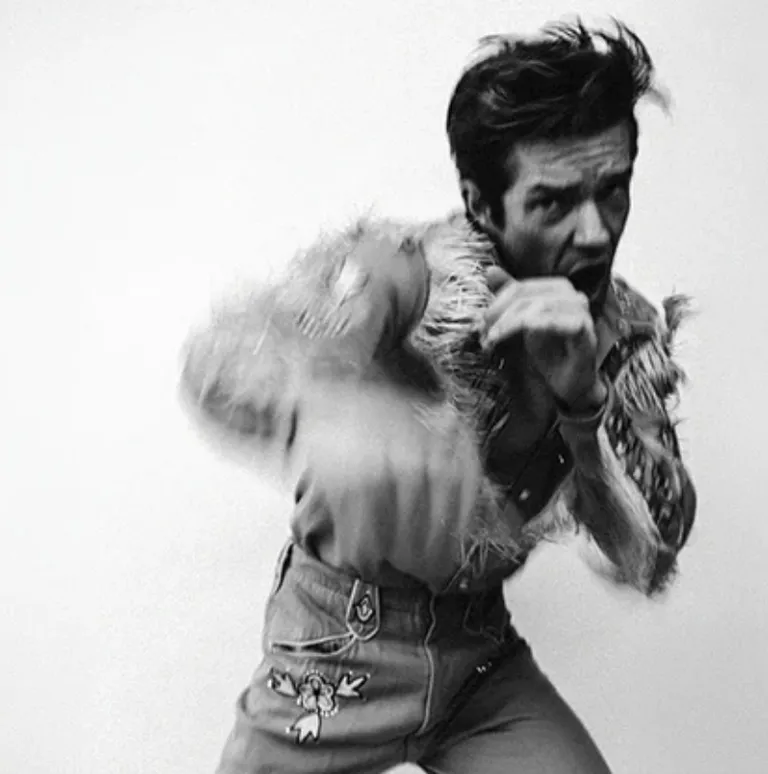 Brandon-Flowers-Thrasher.png