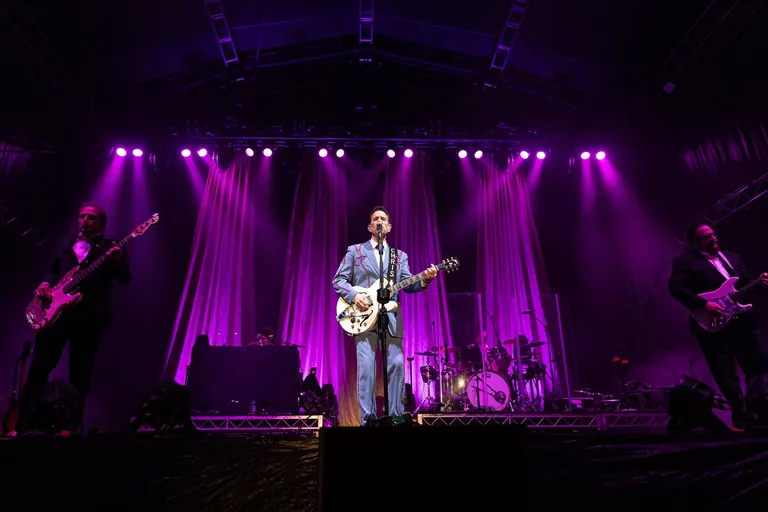 Chris-Isaak---ADOTG---Justin-White-23.jpg