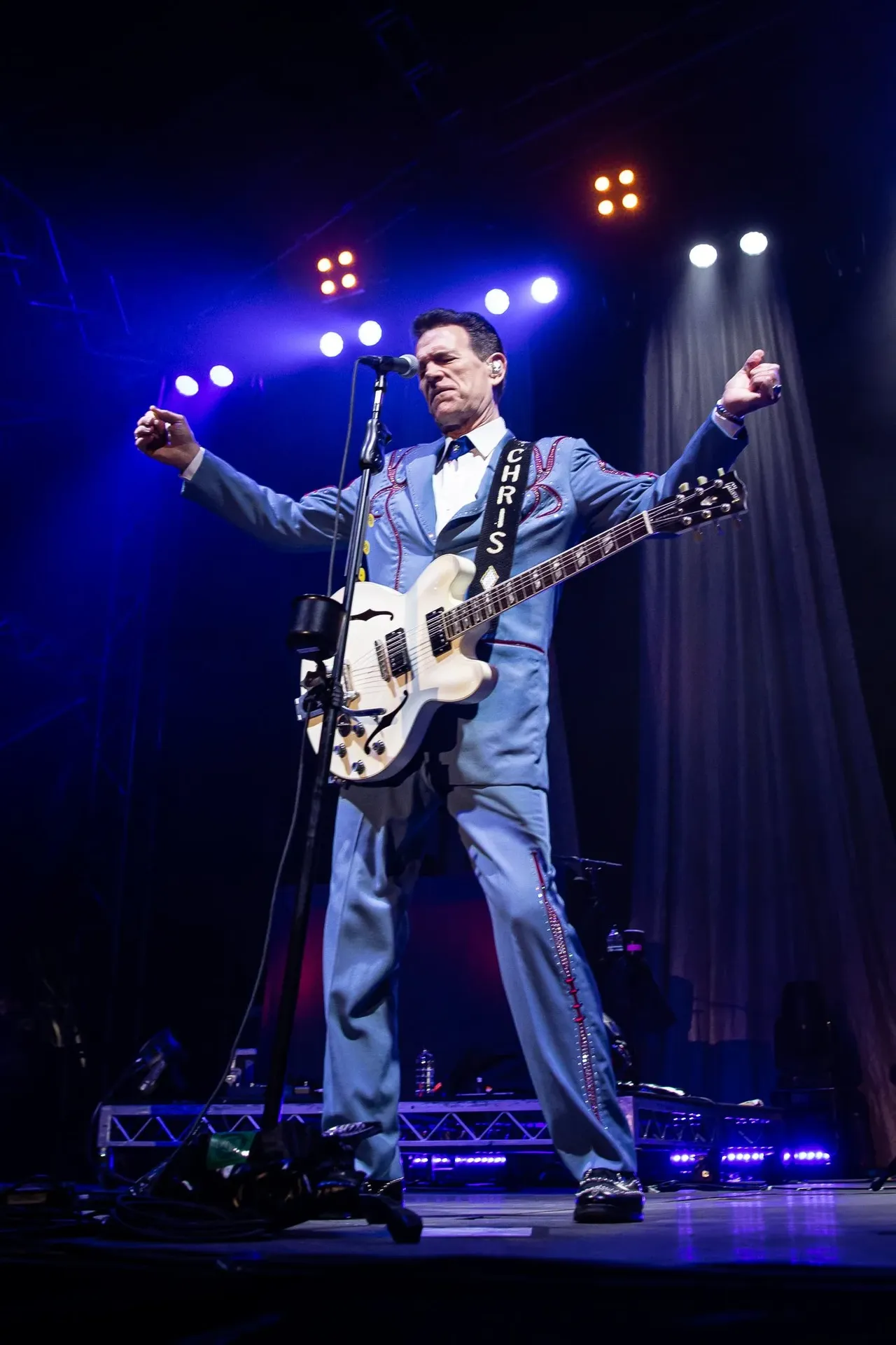 Chris-Isaak---ADOTG---Justin-White-8.jpg