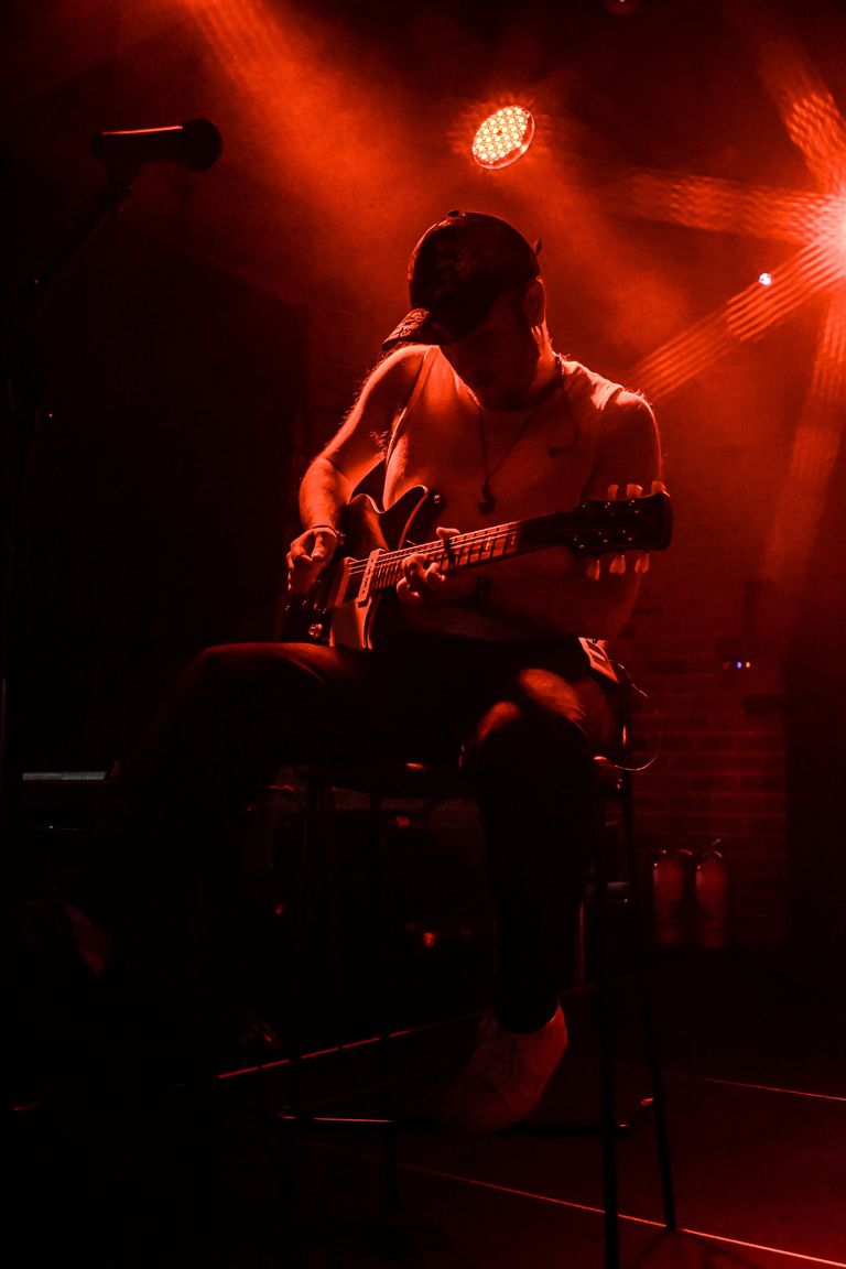 Donni Heat 25.4.26 Uni Bar 20.jpg
