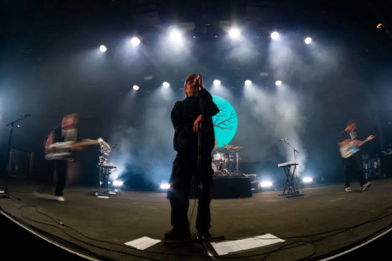 ENTERSHIKARI-15.jpg