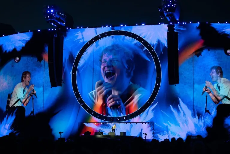 Ed-Sheeran1931.jpg