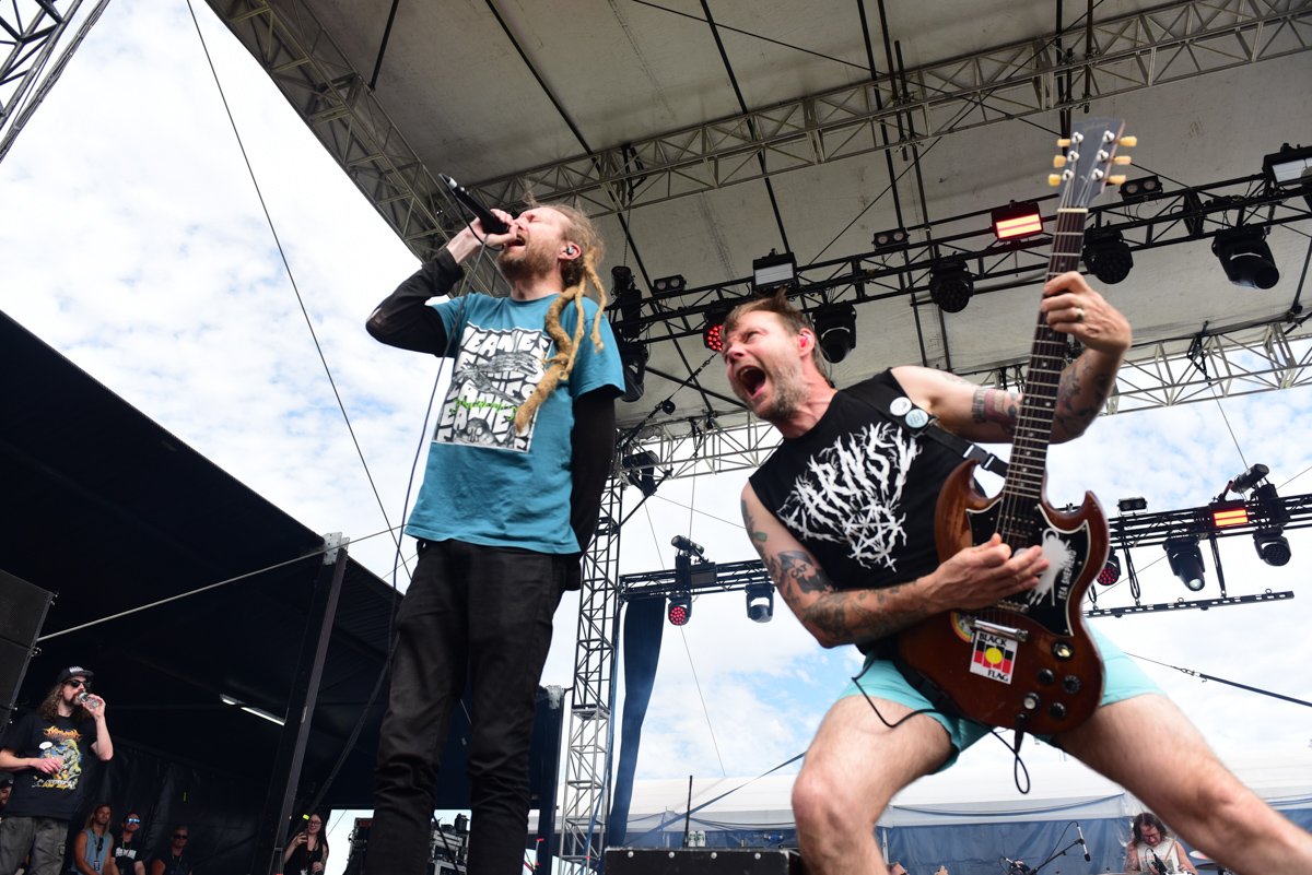 Frenzal-Rhomb9488.jpg