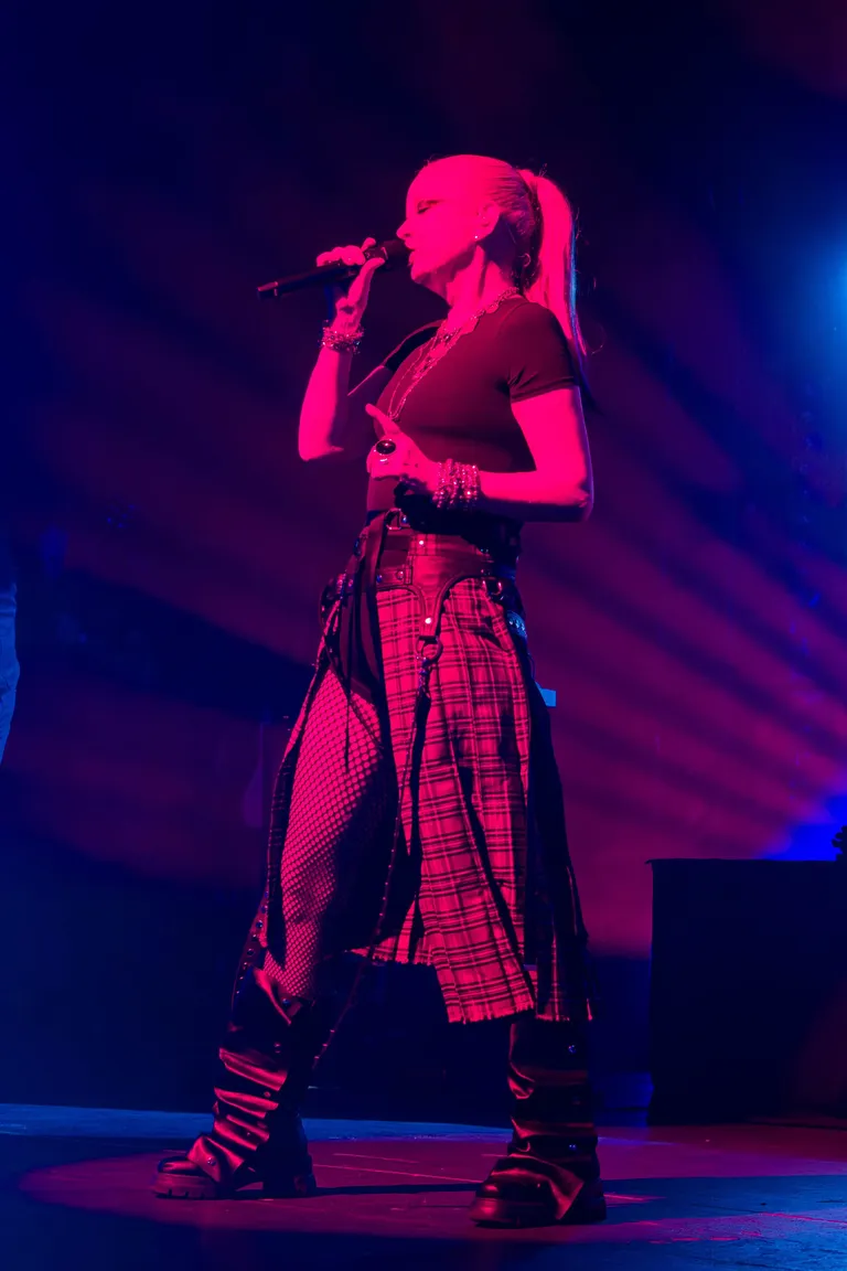 GARBAGE-18.jpg