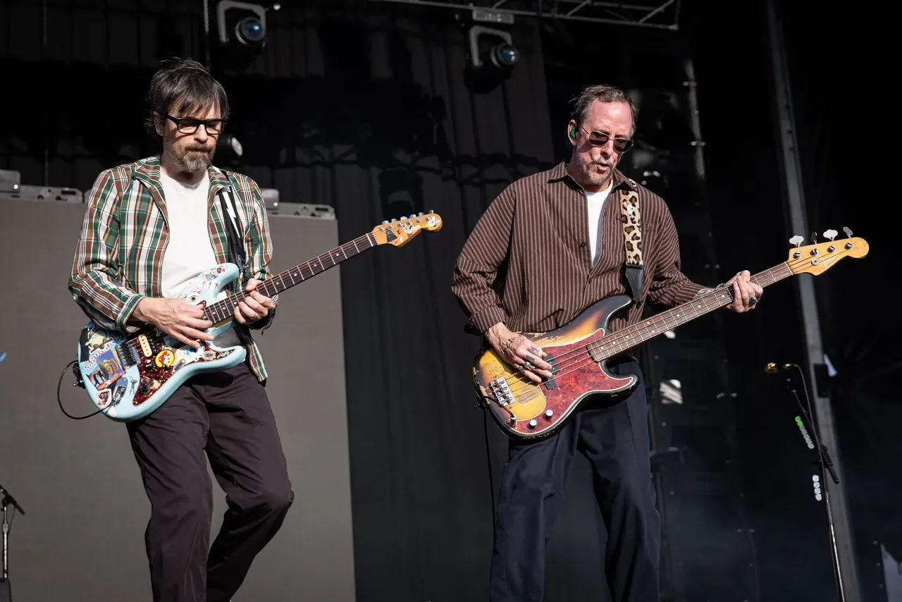 GT-2025---13-Weezer---Justin-White---justinwhitey-rebelrebelgig-1.jpg