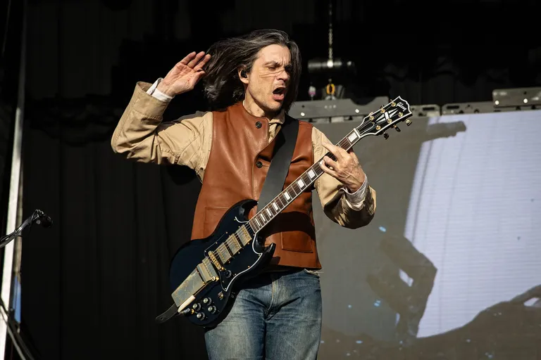 GT 2025 - 13 Weezer  - Justin White - @justinwhitey @rebelrebelgig-9.jpg