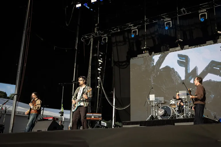 GT 2025 - 13 Weezer  - Justin White - @justinwhitey @rebelrebelgig-4.jpg