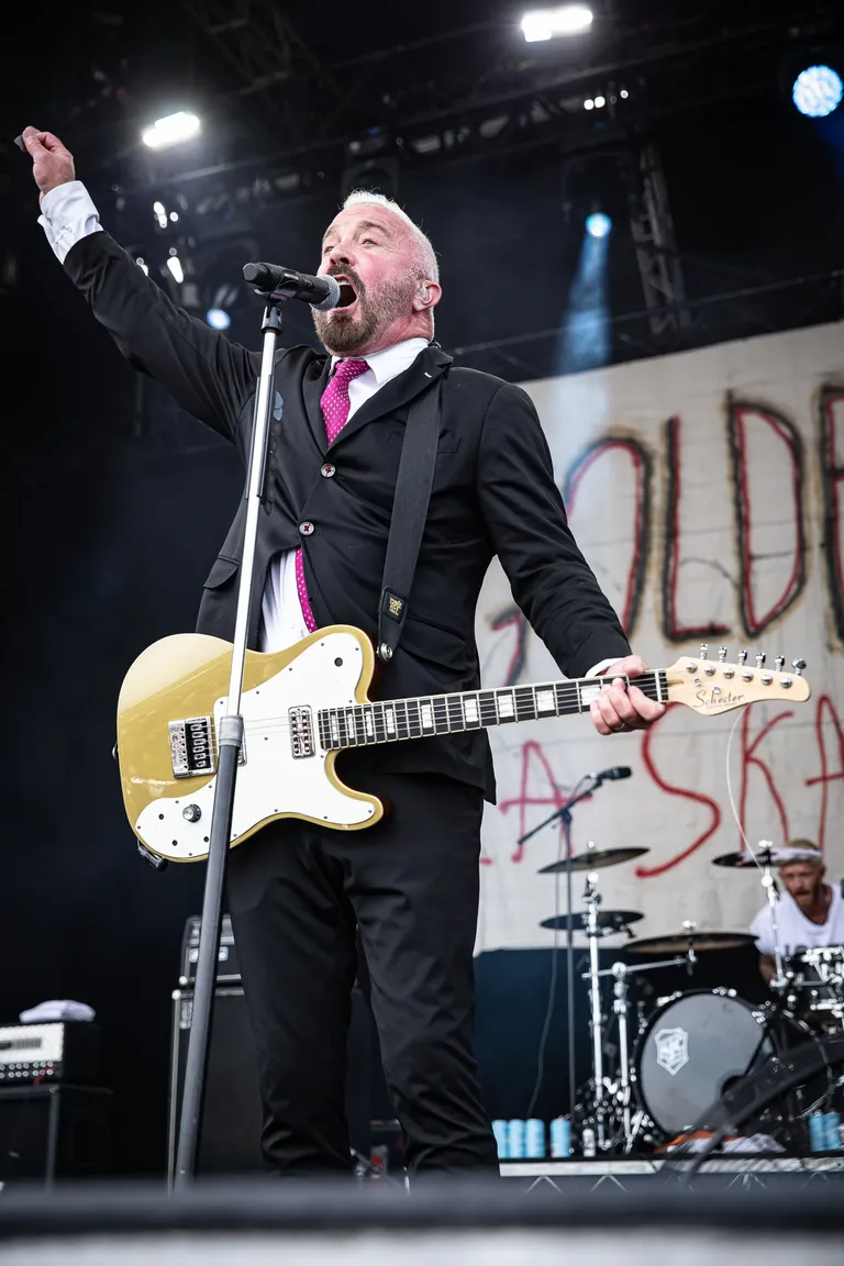 GT 2025 - 8 Goldfinger - Justin White - @justinwhitey @rebelrebelgig-39.jpg