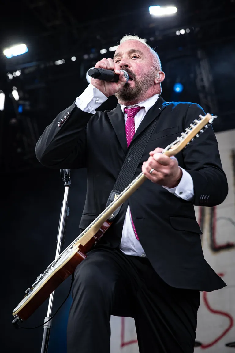 GT 2025 - 8 Goldfinger - Justin White - @justinwhitey @rebelrebelgig-3.jpg