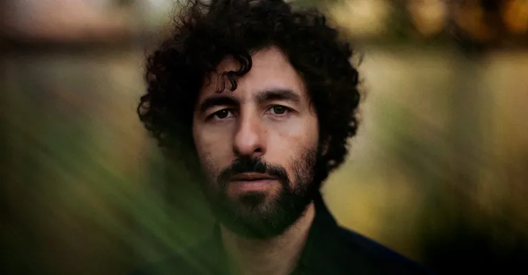 Jose-Gonzalez.jpg