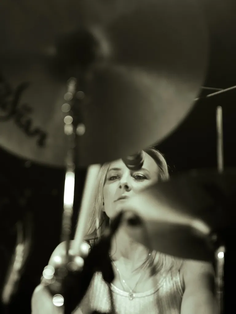 KT Tunstall (sup. by Germein Sisters) @itsmitchellsphotos 27MAY2026 -23.jpg