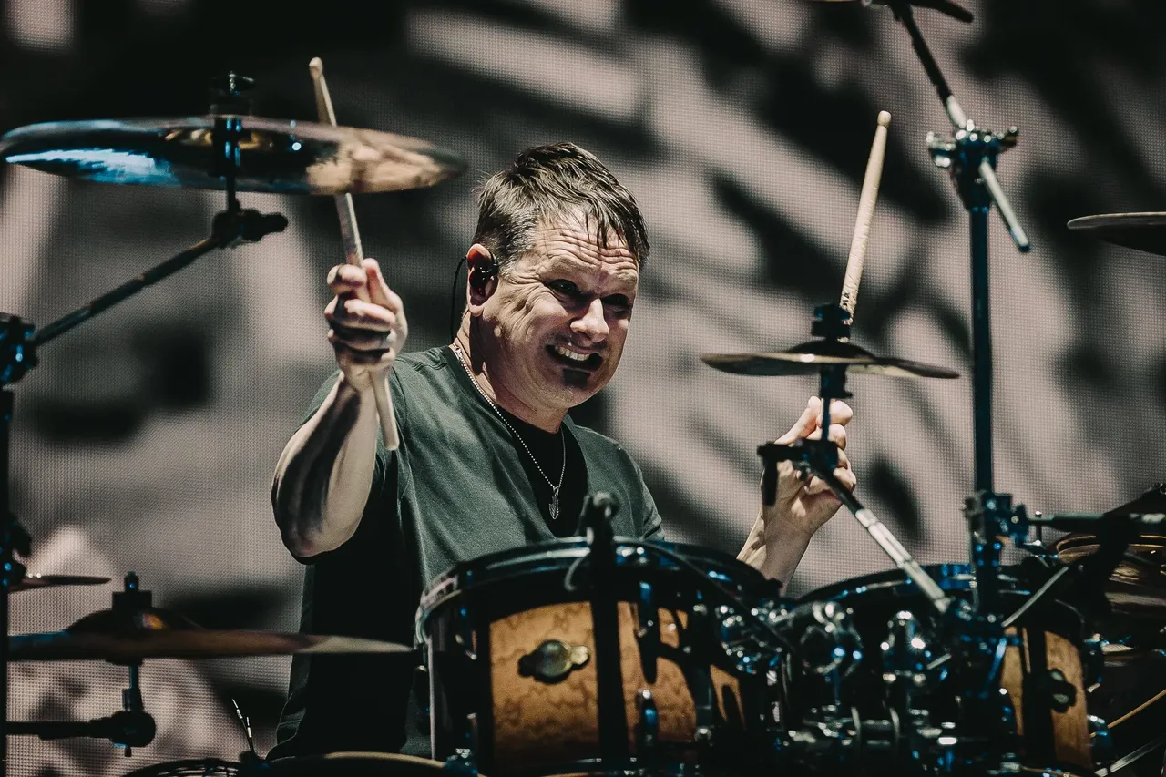 Korn---AEC---Justin-White-56.jpg