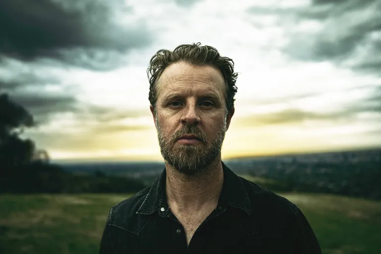 Matt-Ward-Promo-Photo-1-hi-res-1.jpg