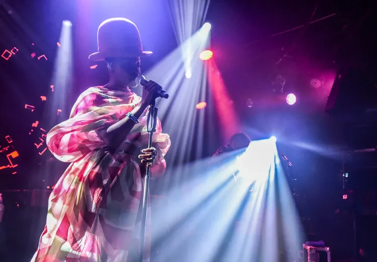 Morcheeba1202.jpg