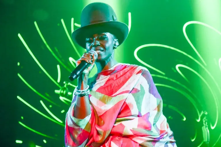 Morcheeba1315.jpg