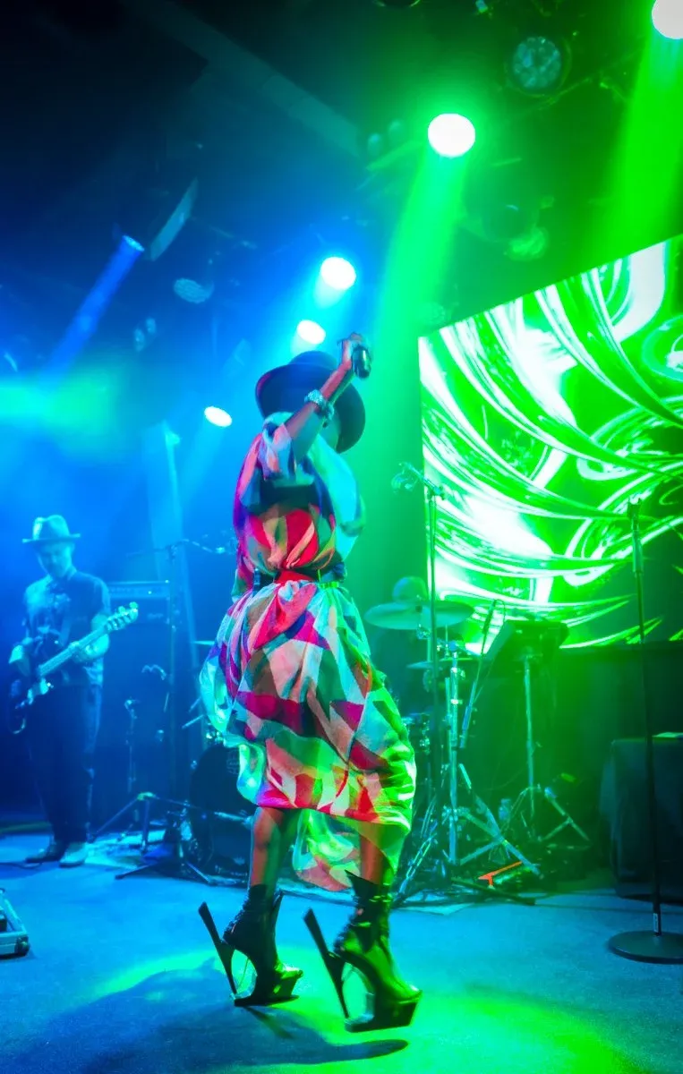 Morcheeba1375.jpg