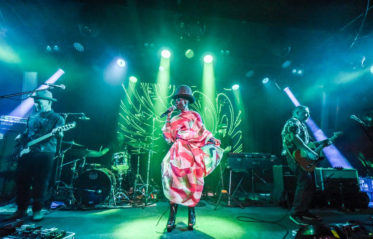 Morcheeba9564.jpg