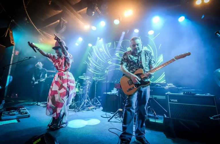 Morcheeba9608.jpg