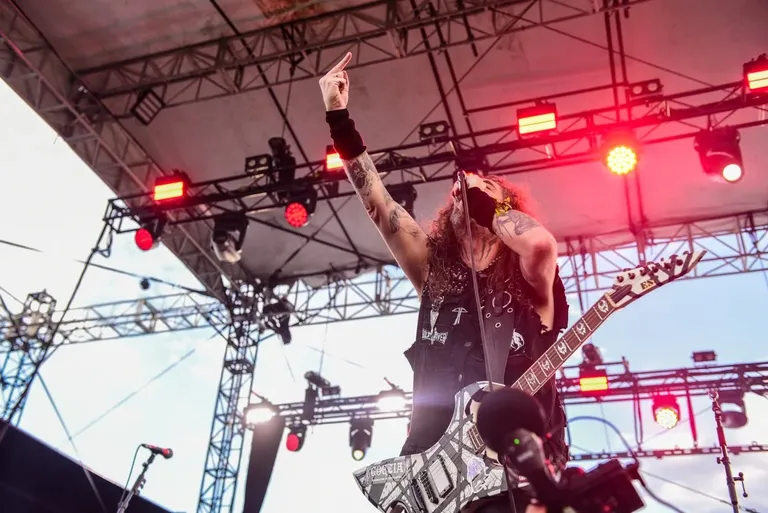 Nailbomb9892.jpg