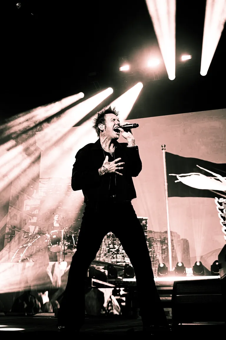 Papa Roach-9.jpg