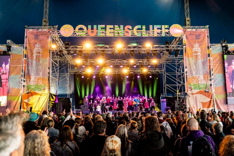 Queenscliff-Lucinda-Goodwin.jpg