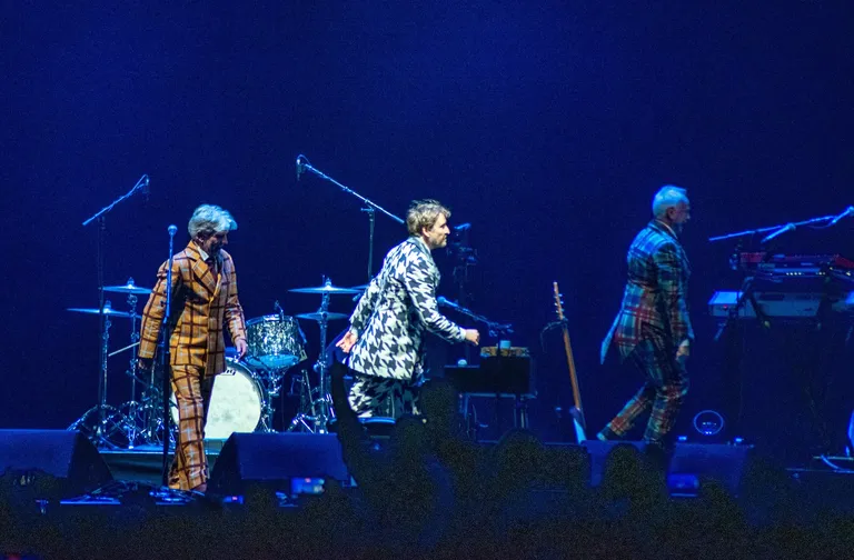 Split Enz2892.jpg