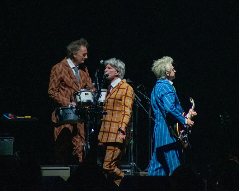 Split Enz2897.jpg