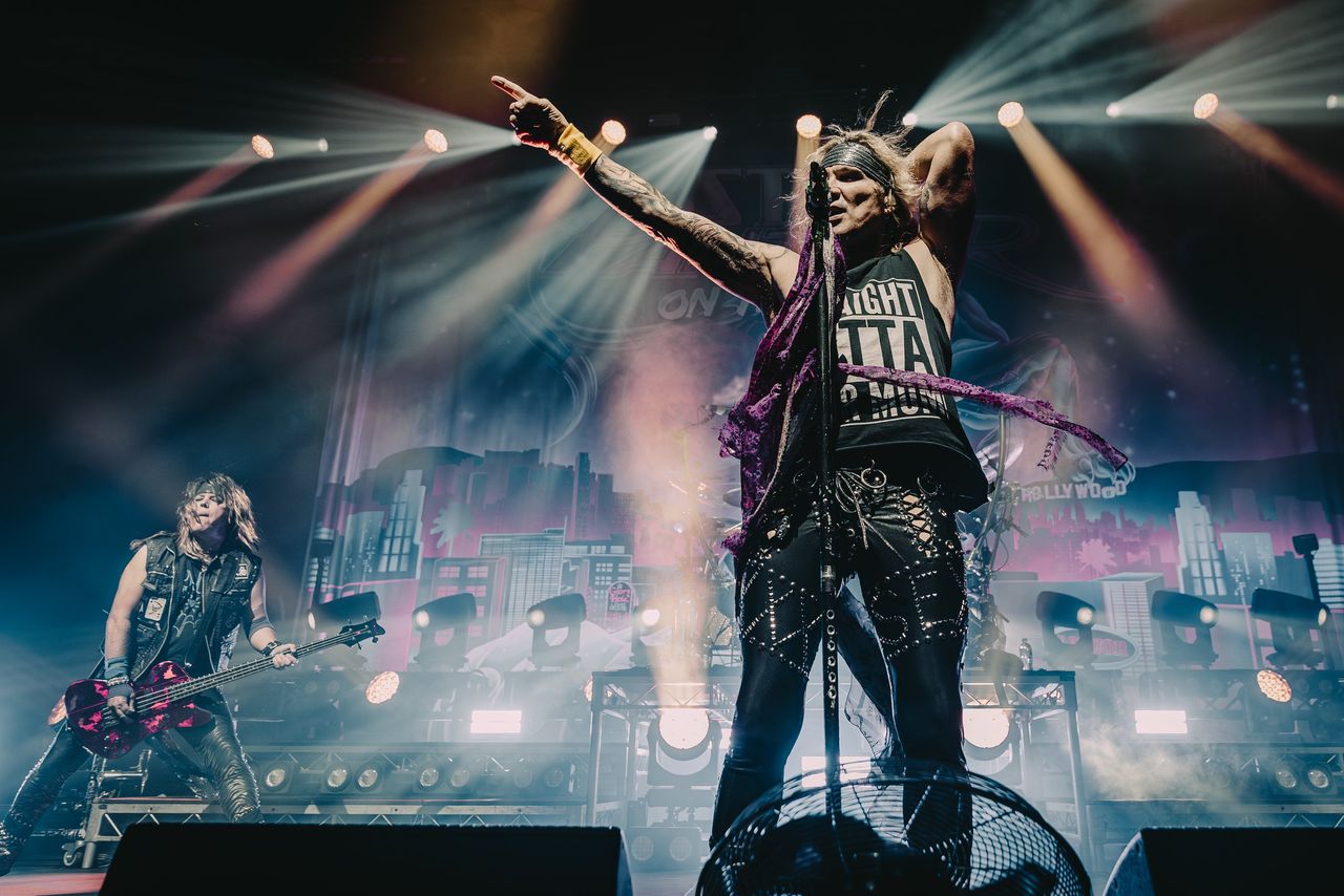 Steel-Panther---AEC---Justin-White-26.jpg