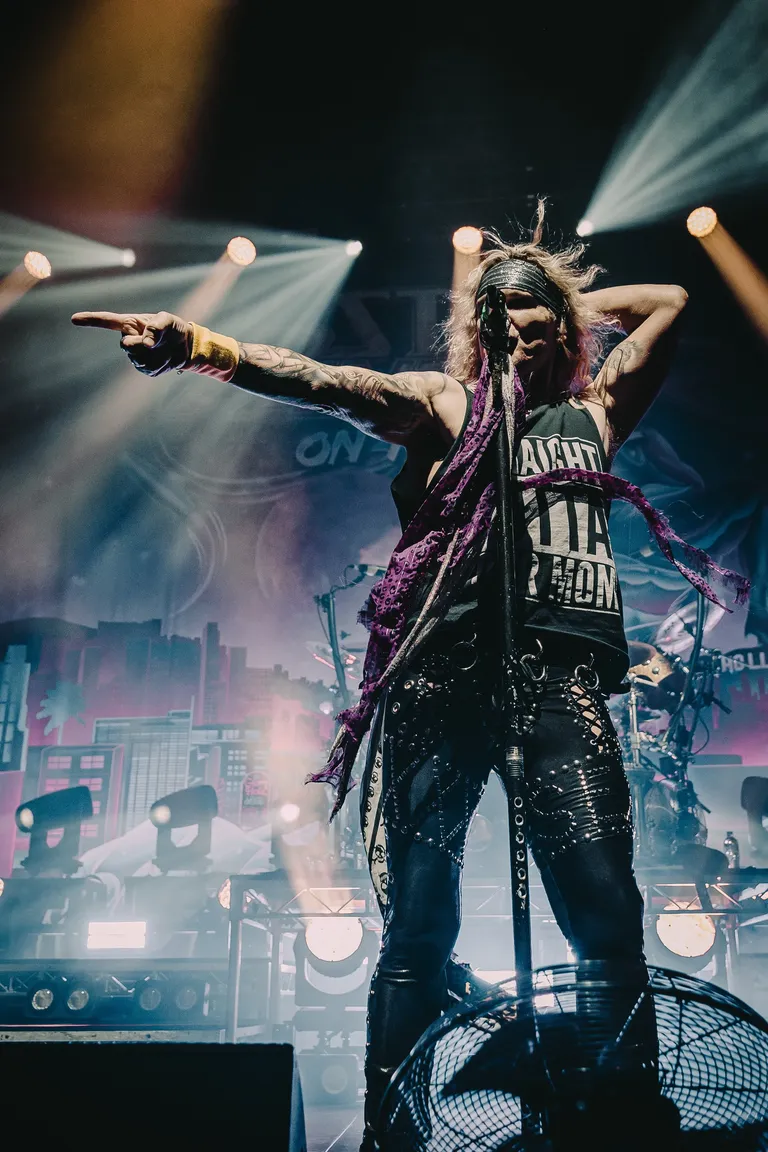 Steel Panther - AEC  - Justin White-27.jpg