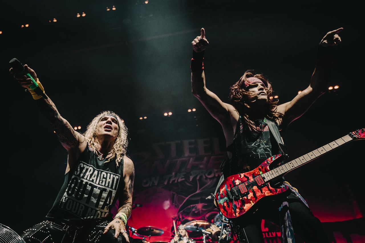 Steel-Panther---AEC---Justin-White-38.jpg