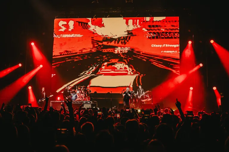 The Offspring - AEC - The Note - Justin White-2.jpg
