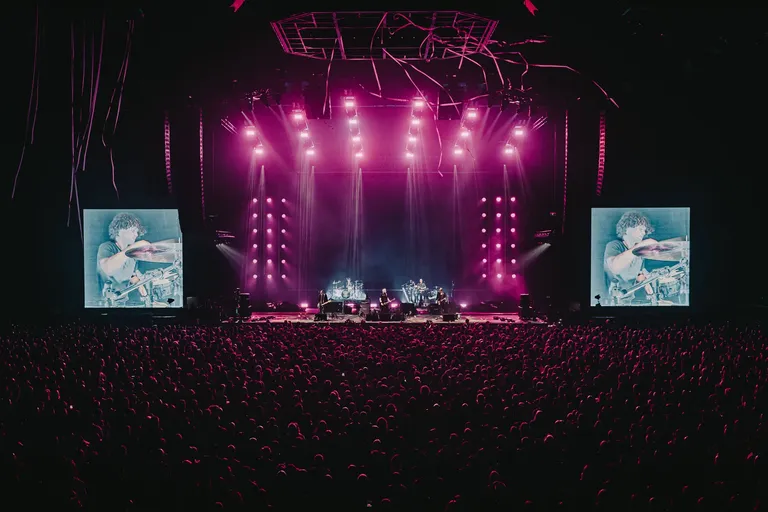 The Offspring - AEC - The Note - Justin White-8.jpg