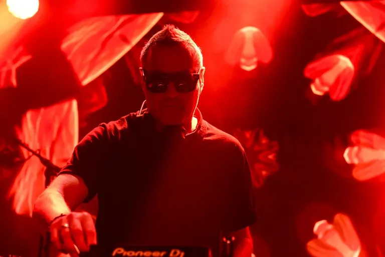 Unkle1085.jpg