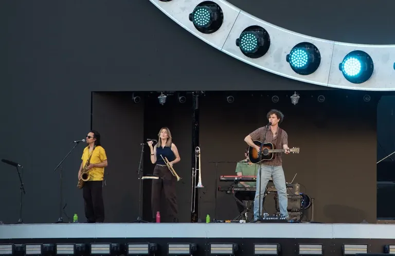 Vance Joy9916.jpg