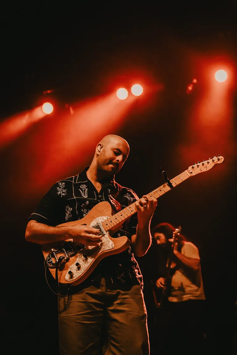 Young The Giant - AEC - The Note - Justin White @rebelrebelfight-15.jpg