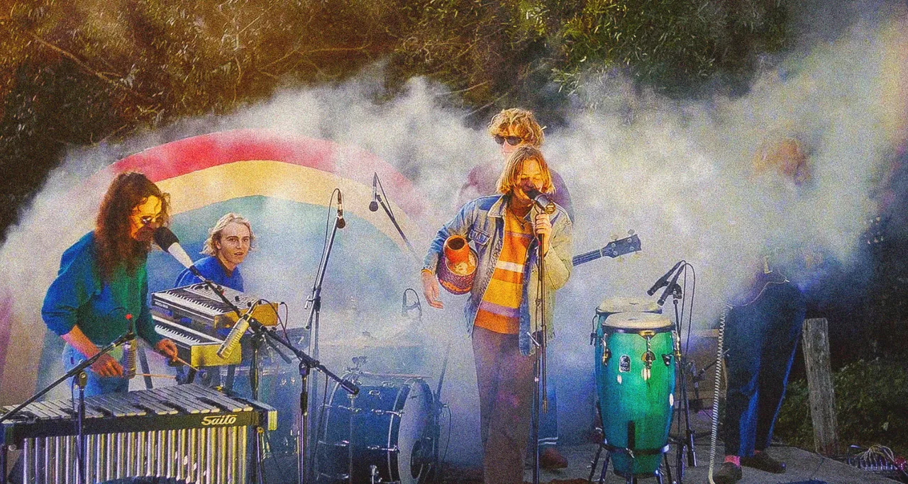 Image via @thebaberainbow (Facebook)