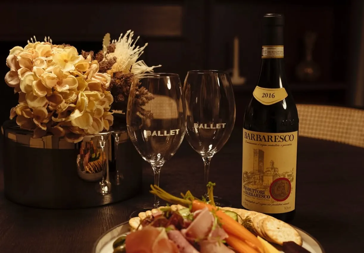  Image via @balletwinebar 