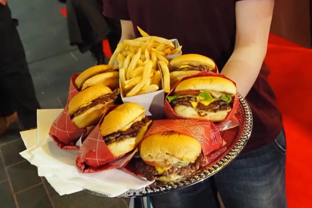 Image @bankstreetburger 