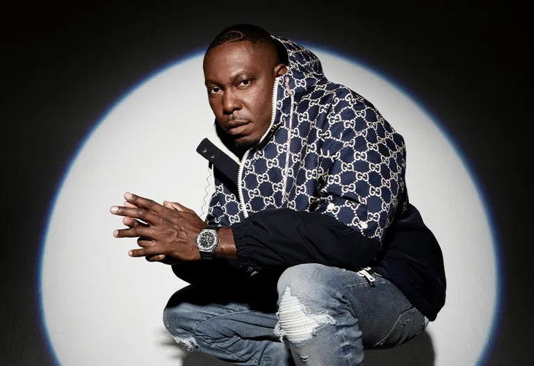  Image via @DizzeeRascal (Facebook) 