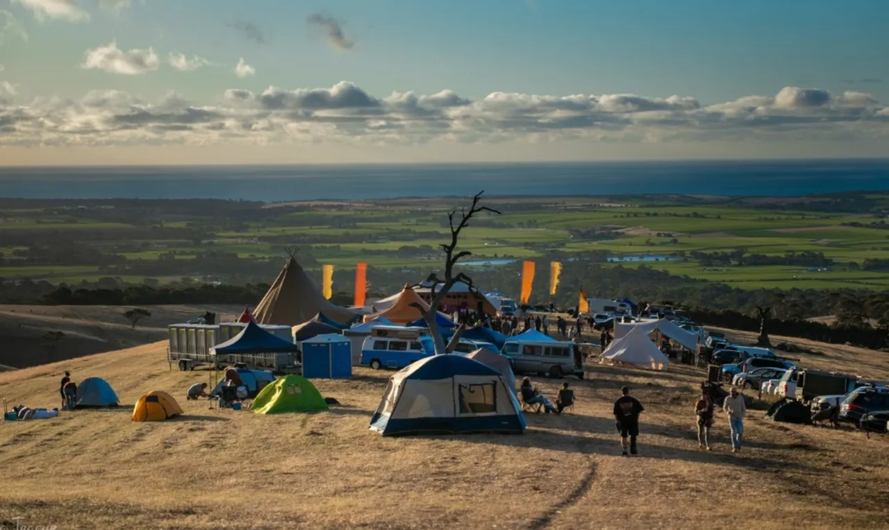 Image via @dougstock_festival (Instagram)