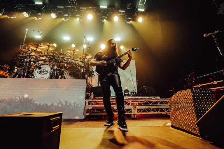 dream theater (1).jpg