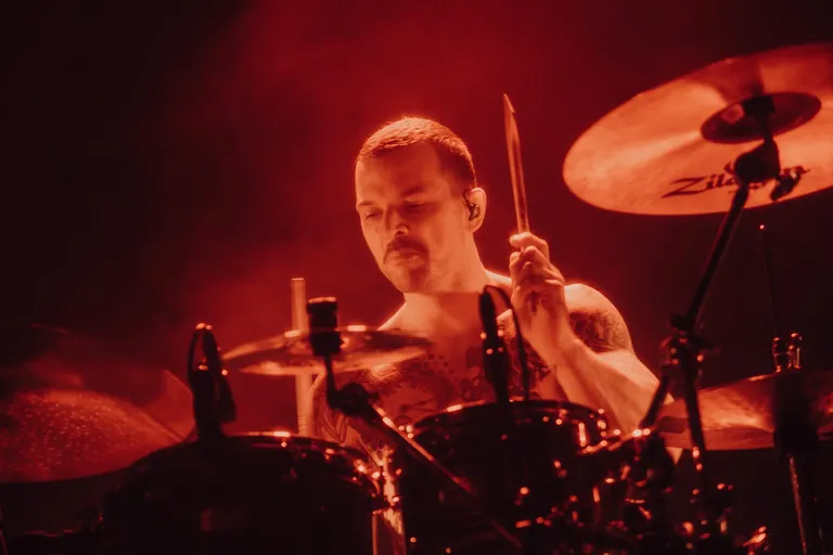 karnivool (25).jpg