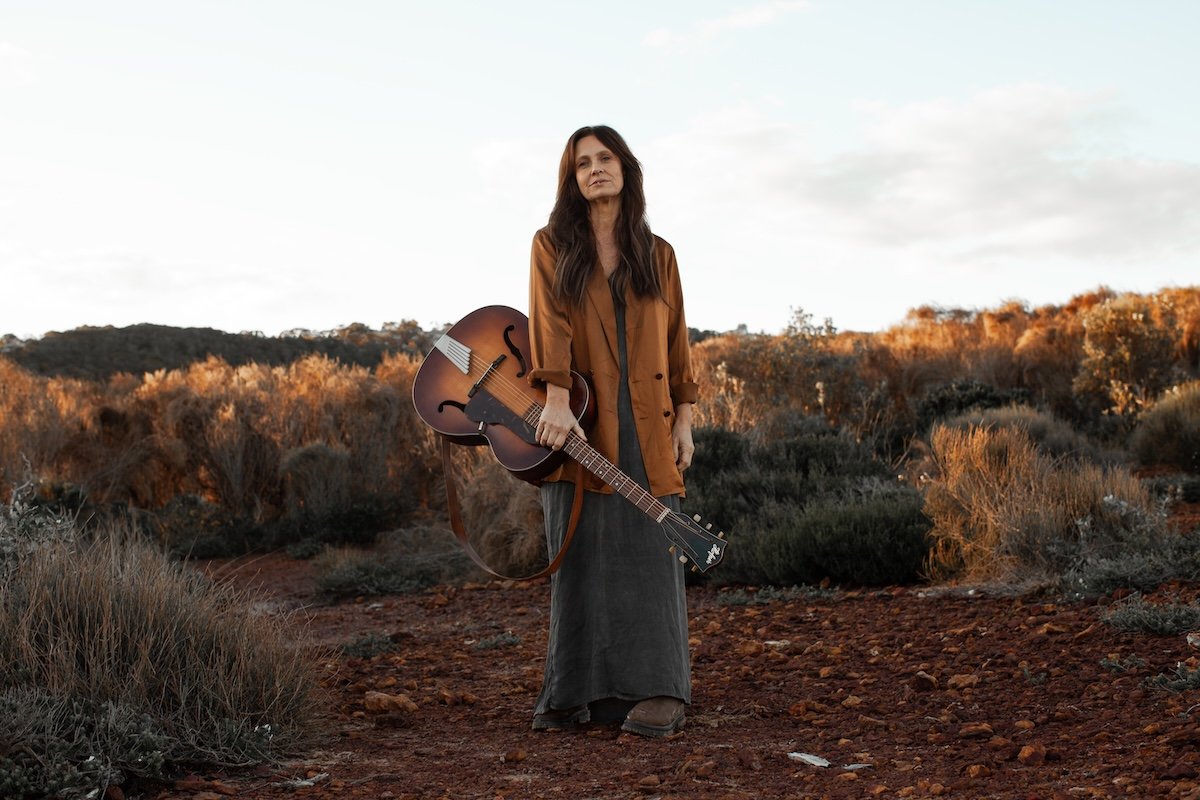 Image Chloe Isaac