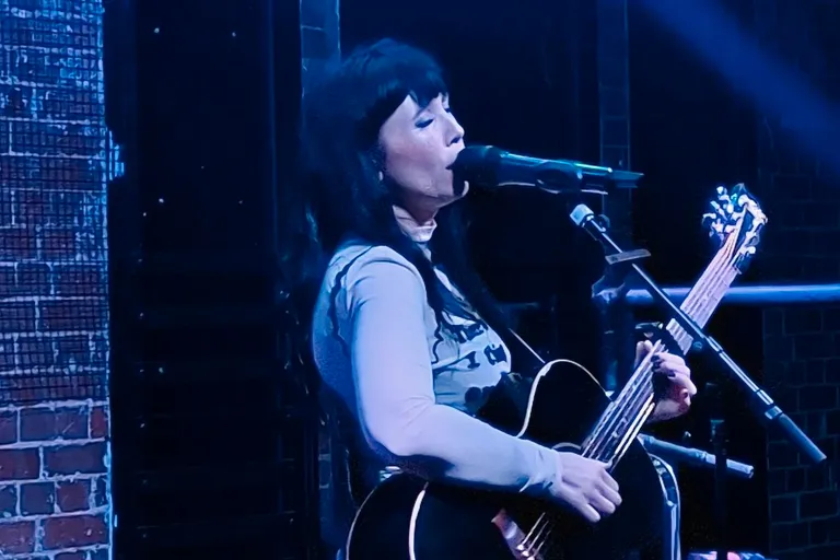 katy-steele-1.jpg